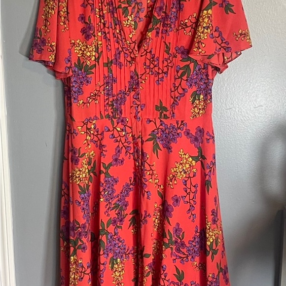 Nanette Lepore Terracotta Flutter Sleeve
Chiffon Floral Print Shirtdress Size 14 - Picture 3 of 10